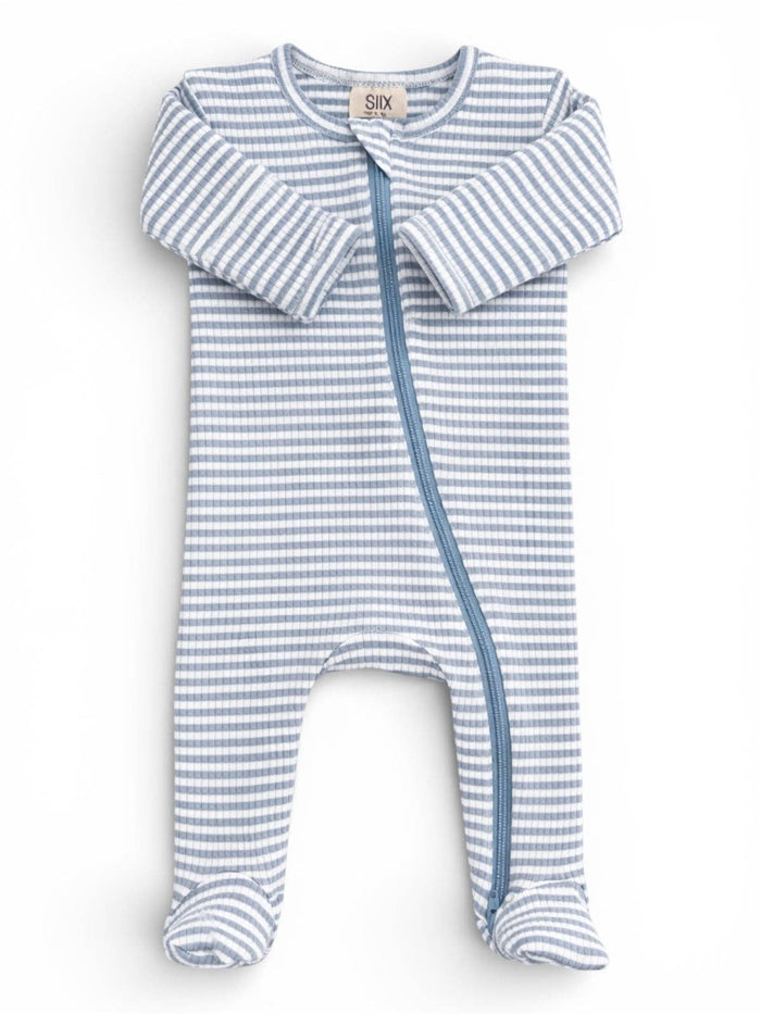 🩵 Blue Stripe Ribbed Zipper Sleeper